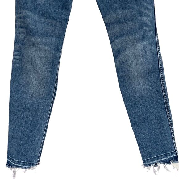 Madewell SZ 26 - 10" High-Rise Skinny Jeans Drop Step Hem Distressed Medium Wash - Picture 6 of 12